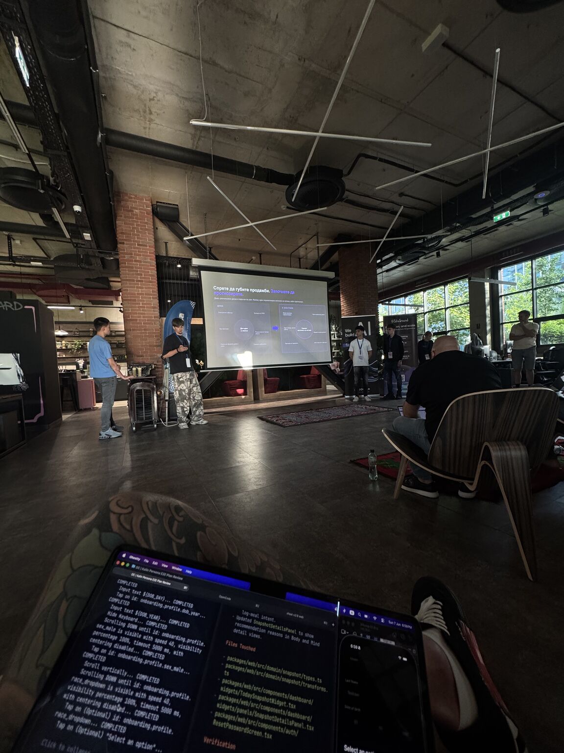 The TUES team presenting its Digithon product on stage